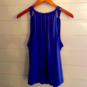 Beautiful and bright sleeveless top